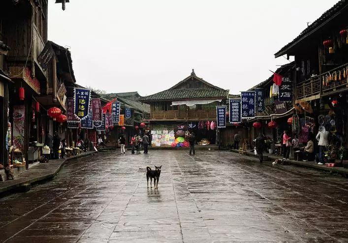 昔日“股神”金盆洗手背后:多家上市公司踏上“狂热”炒股路,这家公司豪赚41亿